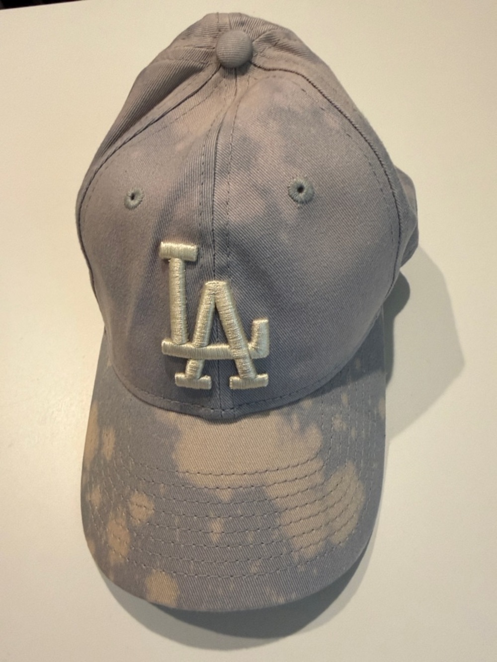 LA basketball cap